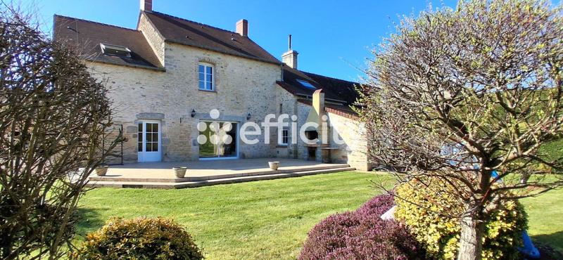 Maison - 195 m² - 8 pièces