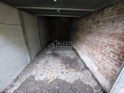 Parking / Garage - 15 m²