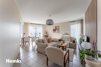 Appartement - 80 m² - 4 pièces