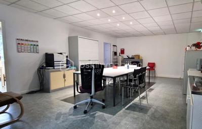 Bureau - 763 m² - 26 pièces