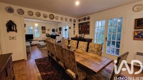 Maison - 164 m² - 6 pièces