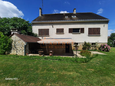Maison - 181 m² - 6 pièces