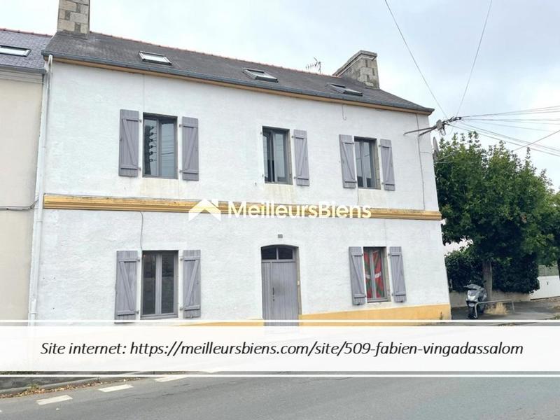 Immeuble - 196 m² - 7 pièces