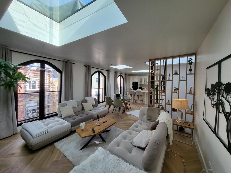 Maison contemporaine - 166 m² - 7 pièces