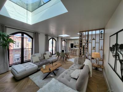 Maison contemporaine - 166 m² - 7 pièces