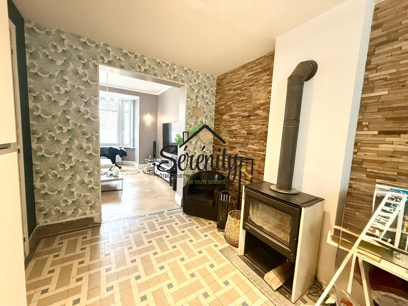 Maison - 195 m² - 8 pièces