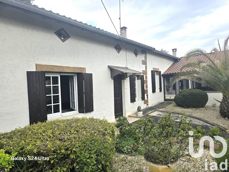 Maison - 216 m² - 6 pièces