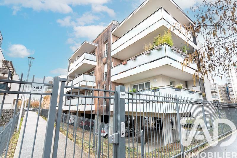 Appartement - 77 m² - 4 pièces