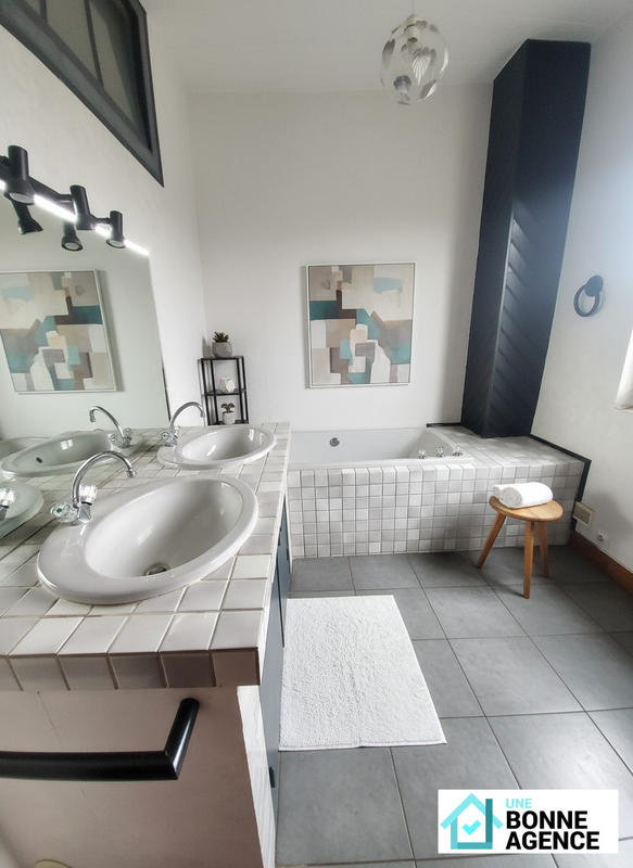 Maison - 128 m² - 4 pièces