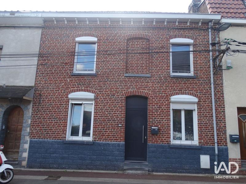 Maison - 88 m² - 4 pièces