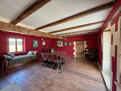 Propriété - 219 m² - 6 pièces