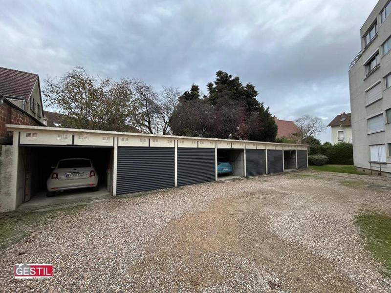 Appartement - 99 m² - 5 pièces