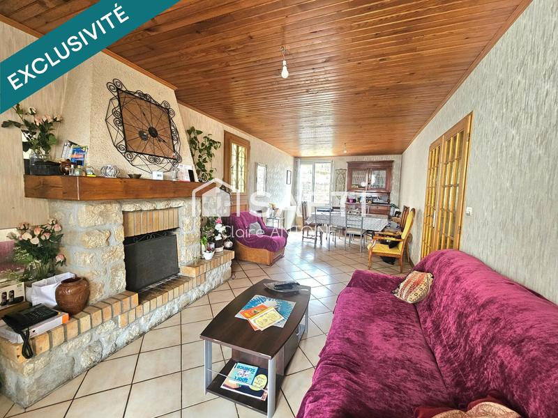 Maison - 99 m² - 5 pièces