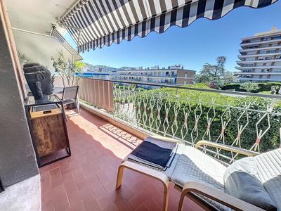 Appartement - 84 m² - 3 pièces