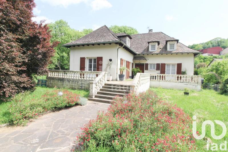 Maison - 200 m² - 6 pièces