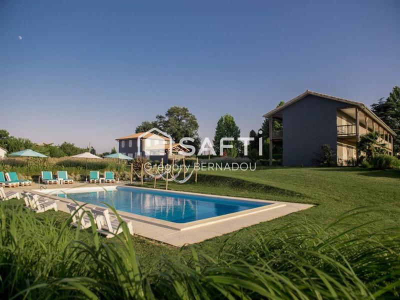 Local commercial - 510 m² - 15 pièces