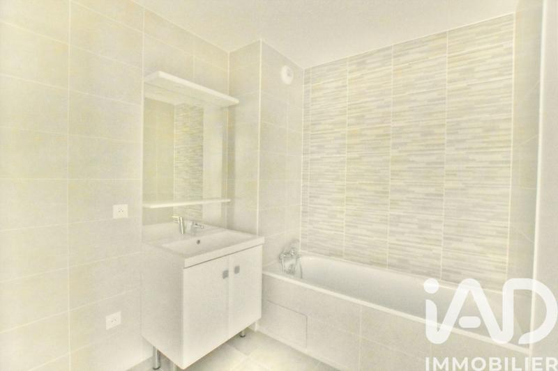 Appartement - 84 m² - 4 pièces