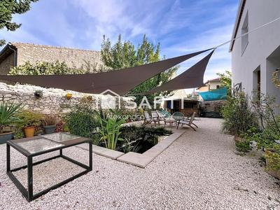 Maison - 96 m² - 5 pièces