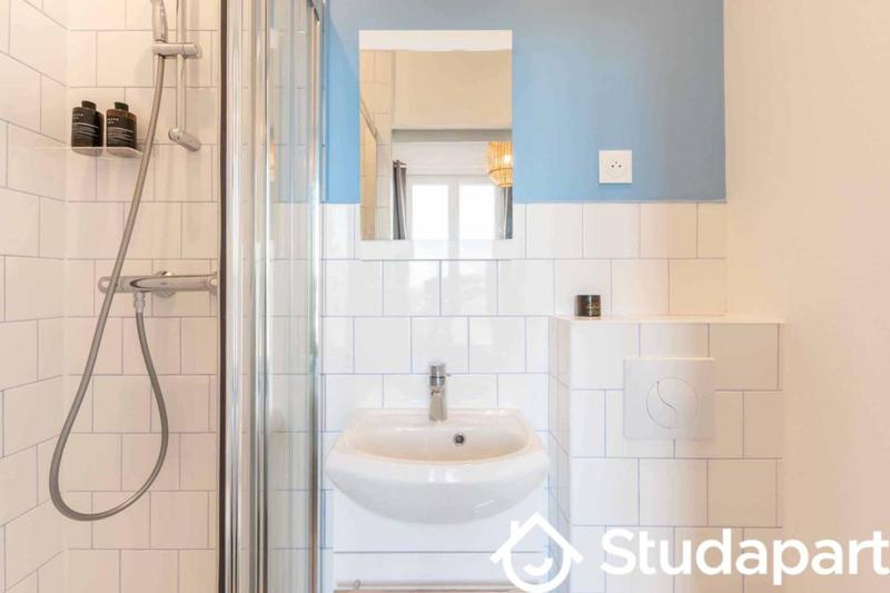 Chambre - 14 m² - 1 pièce