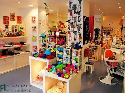 Fonds de commerce - Local commercial - 104 m²