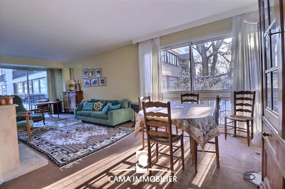 Appartement - 100 m² - 4 pièces