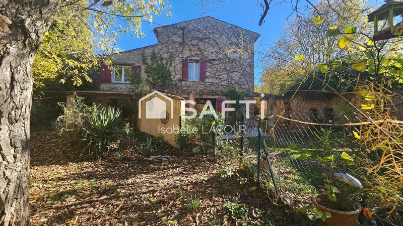 Maison - 284 m² - 9 pièces