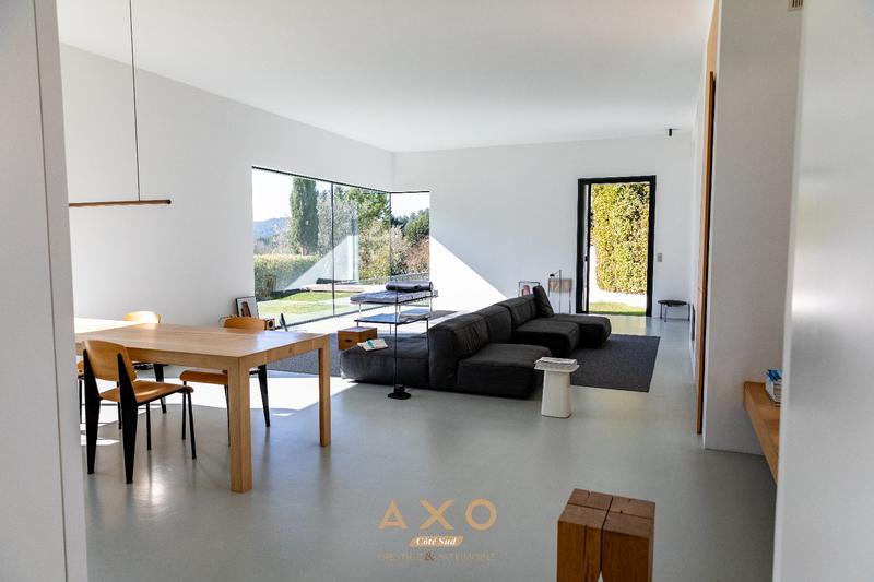 Maison - 190 m² - 6 pièces