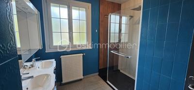 Maison - 102 m² - 7 pièces