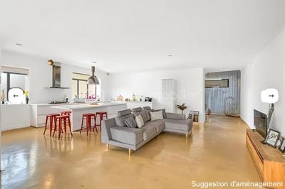 Loft - 173 m² - 4 pièces