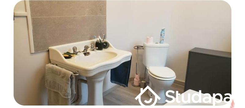 Chambre - 14 m² - 1 pièce