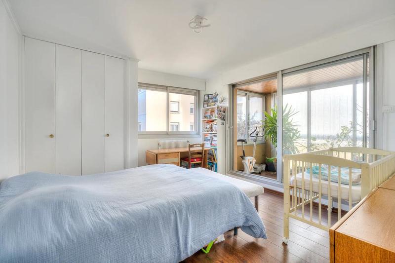 Appartement - 98 m² - 4 pièces