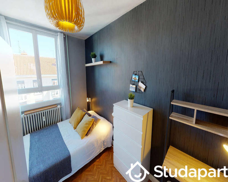 Chambre - 60 m² - 1 pièce