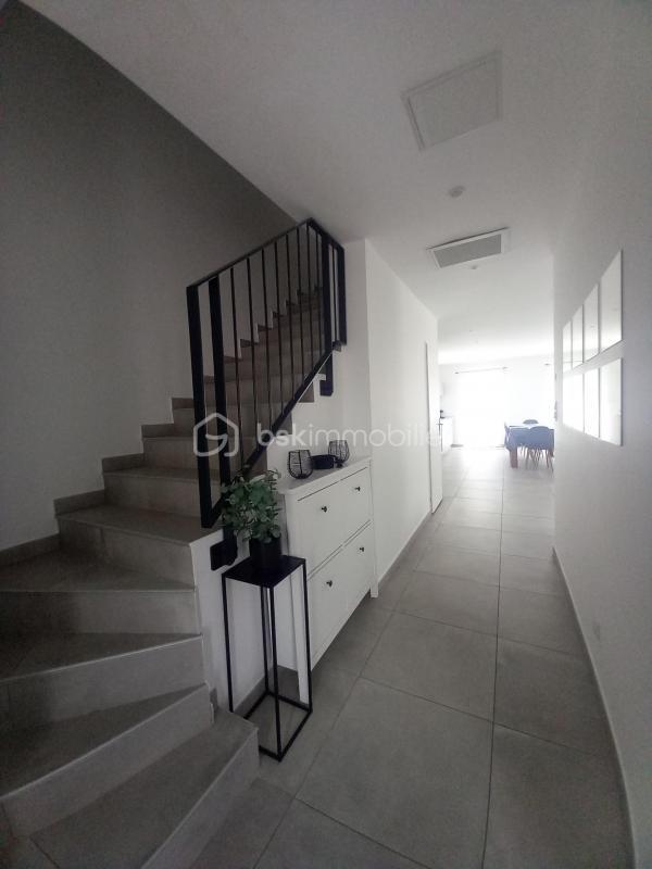 Maison - 125 m² - 5 pièces