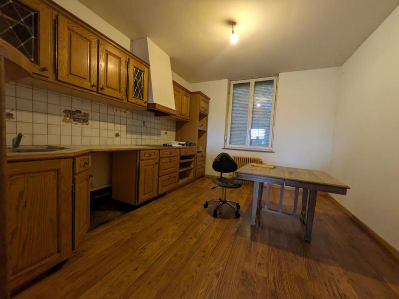 Maison - 180 m² - 3 pièces