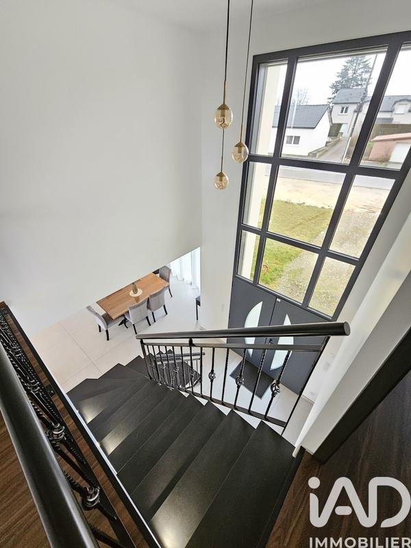 Maison - 156 m² - 5 pièces