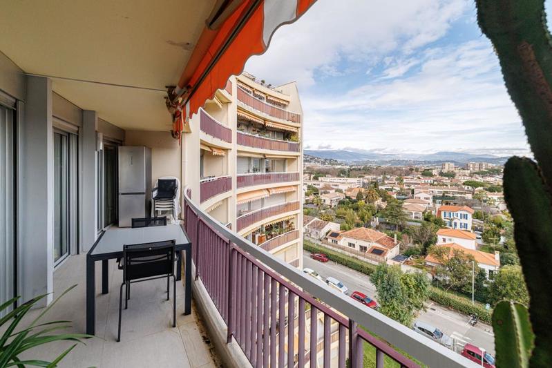 Appartement - 98 m² - 3 pièces