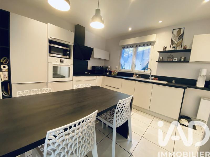 Maison - 112 m² - 6 pièces