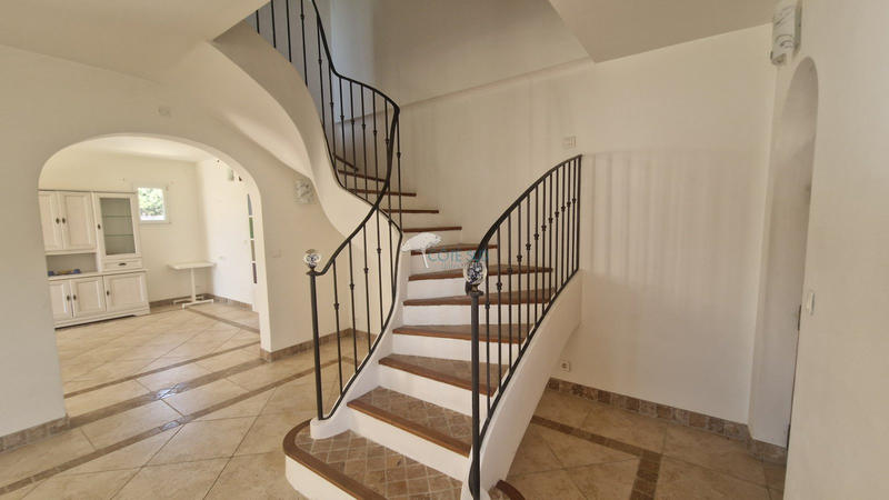 Maison - 168 m² - 6 pièces