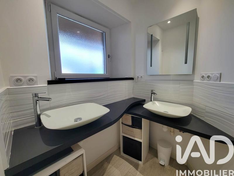 Maison - 167 m² - 6 pièces