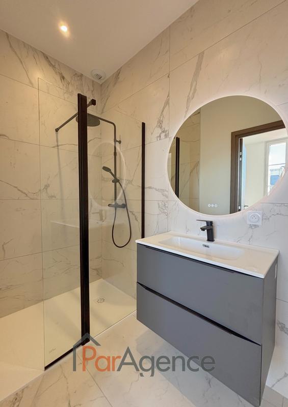 Maison - 120 m² - 4 pièces