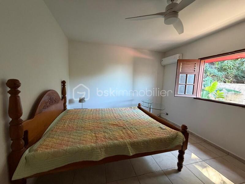 Propriété - 280 m² - 7 pièces