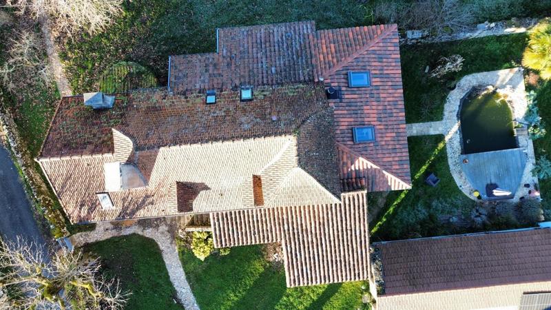 Corps de ferme - 180 m² - 6 pièces