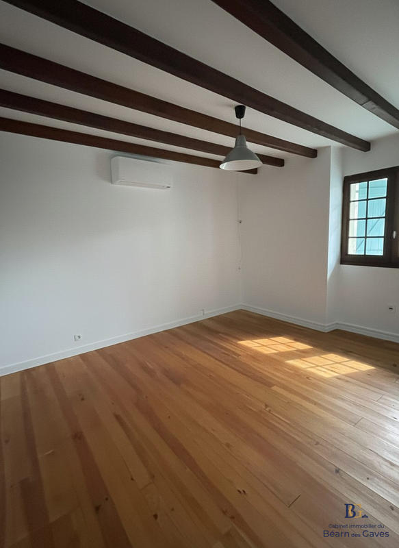 Maison ancienne - 150 m² - 5 pièces