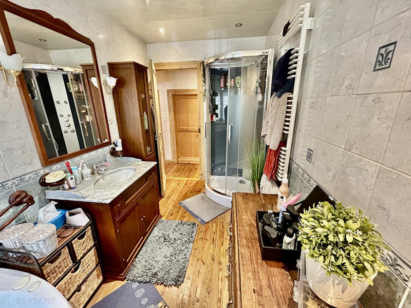 Maison - 159 m² - 6 pièces