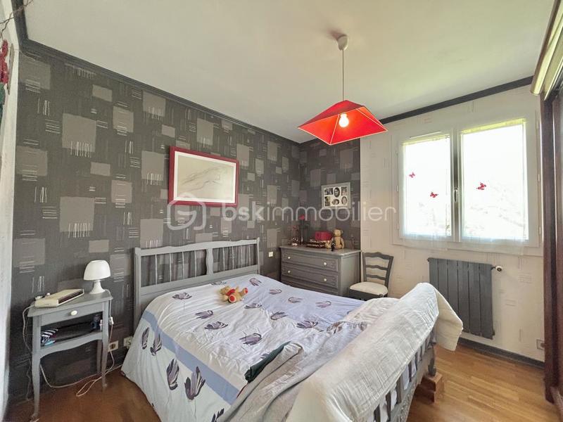 Maison traditionnelle - 140 m² - 6 pièces