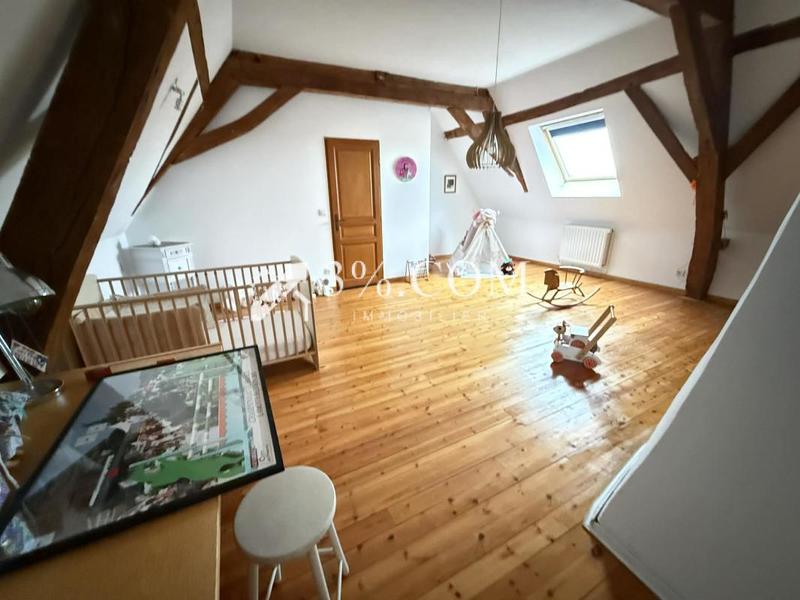 Corps de ferme - 291 m² - 7 pièces