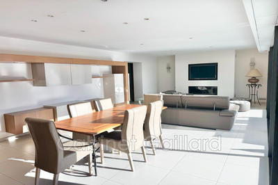 Villa - 195 m² - 6 pièces