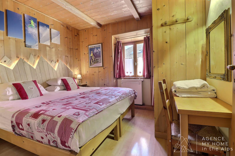 Châlet - 258 m² - 12 pièces