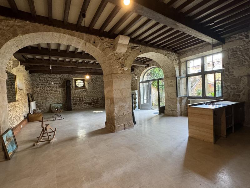 Manoir - 400 m² - 11 pièces