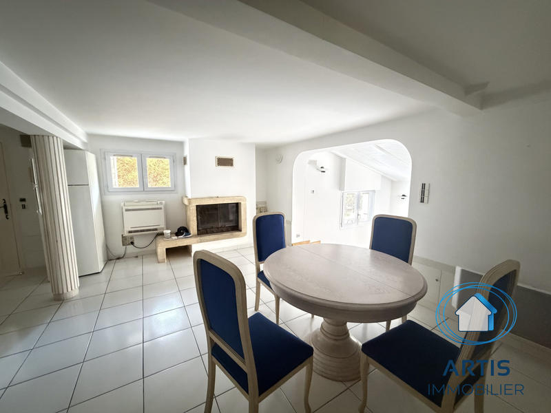 Appartement - 100 m² - 4 pièces